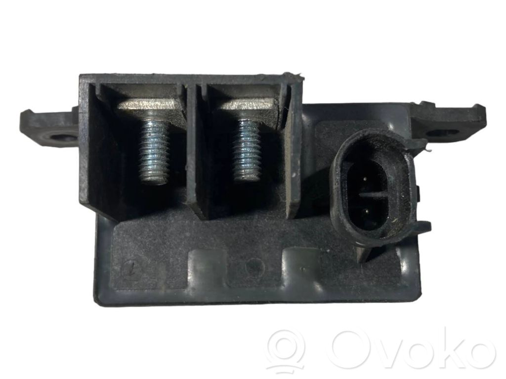 Dzesēšanas ventilatora relejs