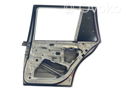 Задняя дверь