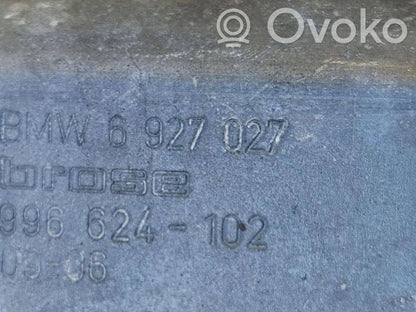 Priekšpusē elektriskā loga pacelšanas mehānisma komplekts