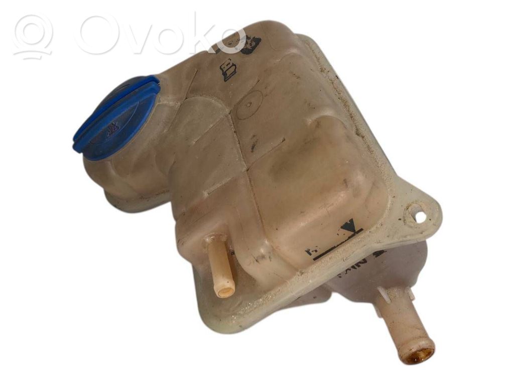 Dzesēšanas šķidruma izplešanās tvertne