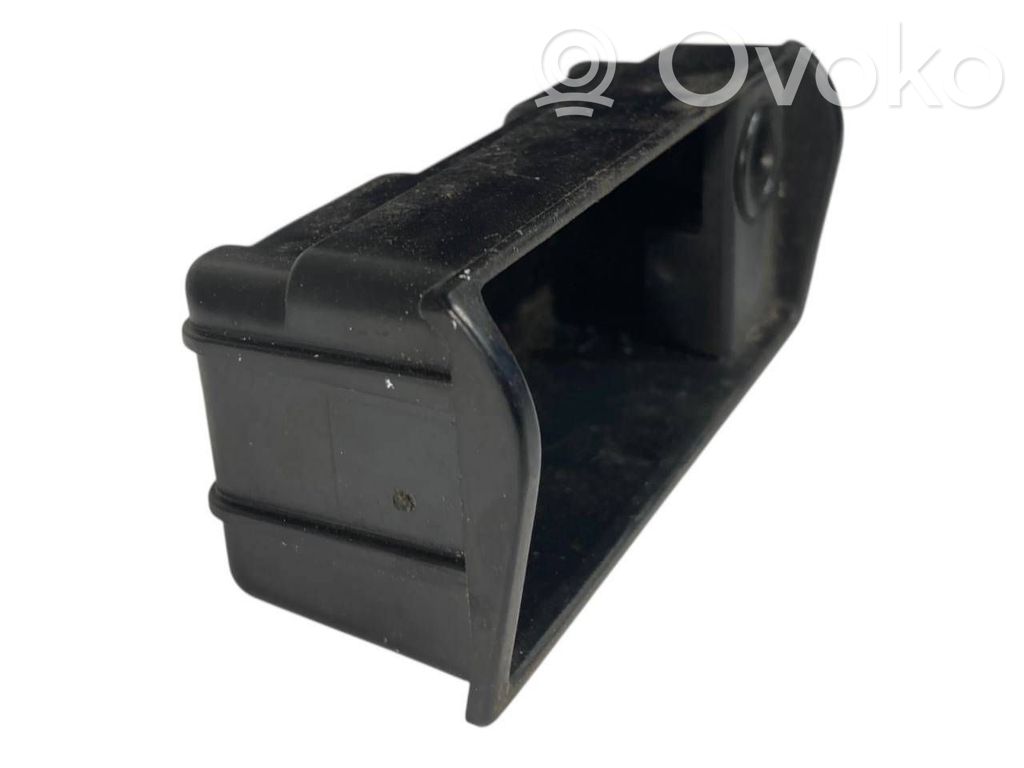 Pelnutrauks (priekšā)