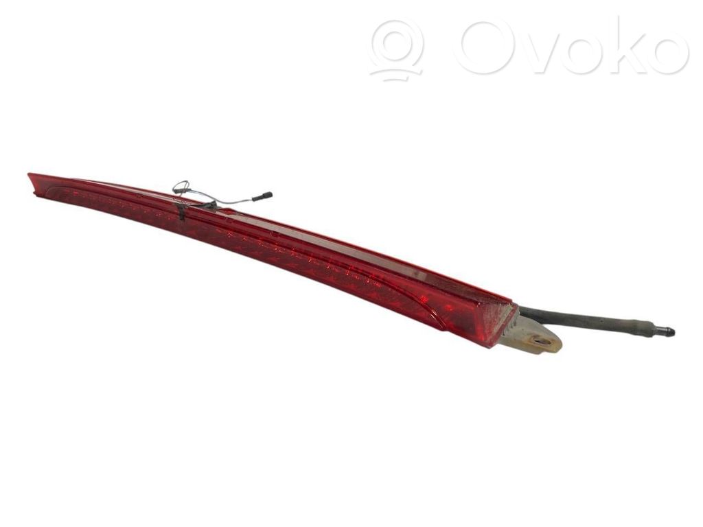 Papildu bremžu signāla lukturis