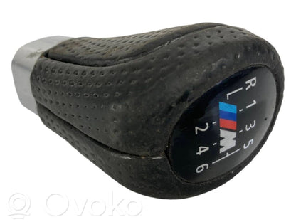 Декоративная отделка рычага переключения передач (кожа, наконечник)