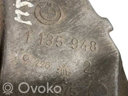 Dzinēja nostiprināšanas stiprinājums-kronšteins