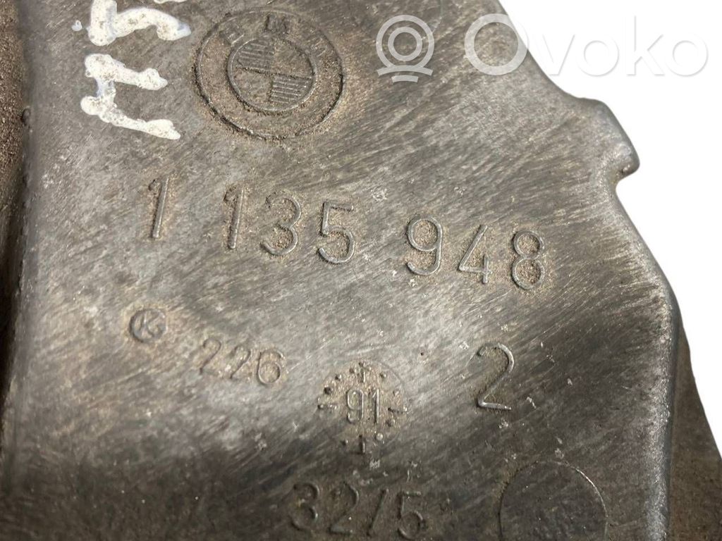 Dzinēja nostiprināšanas stiprinājums-kronšteins