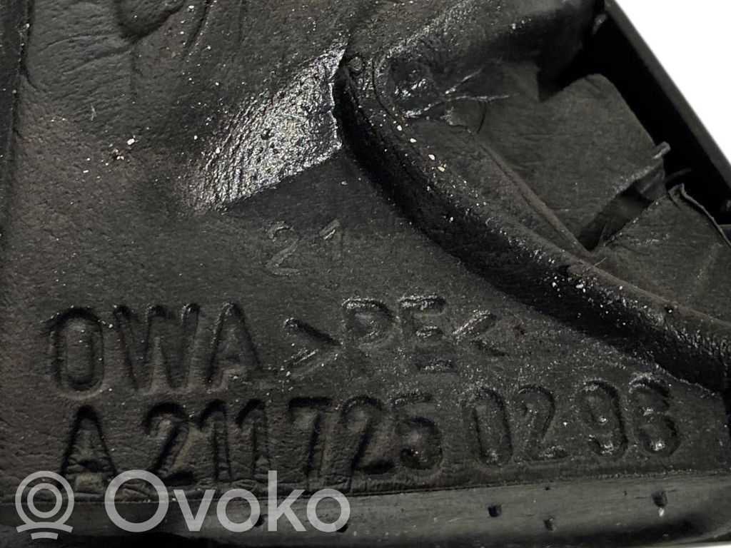 Augsto frekvenču skaļrunis (-i) priekšējās durvīs