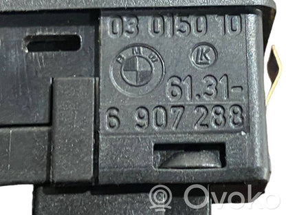 Jumta lūkas slēdzis