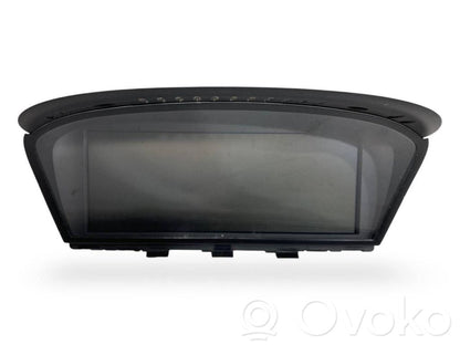 Ekrāns / displejs / mazais ekrāns