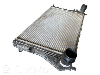 Starpdzesētāja radiators