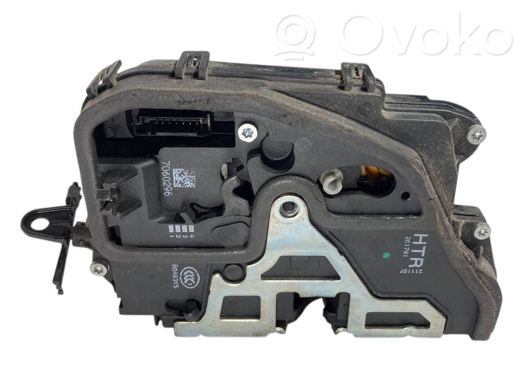 Aizmugurē slēdzene