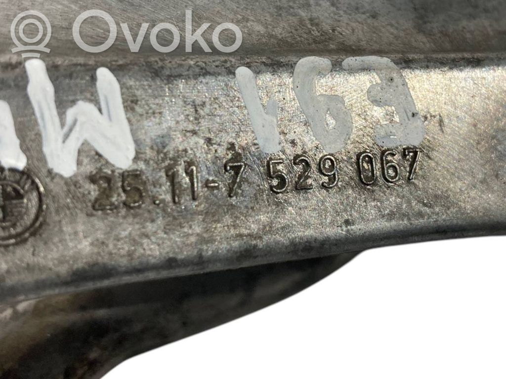 Mehāniska 6 ātrumu pārnesumkārba