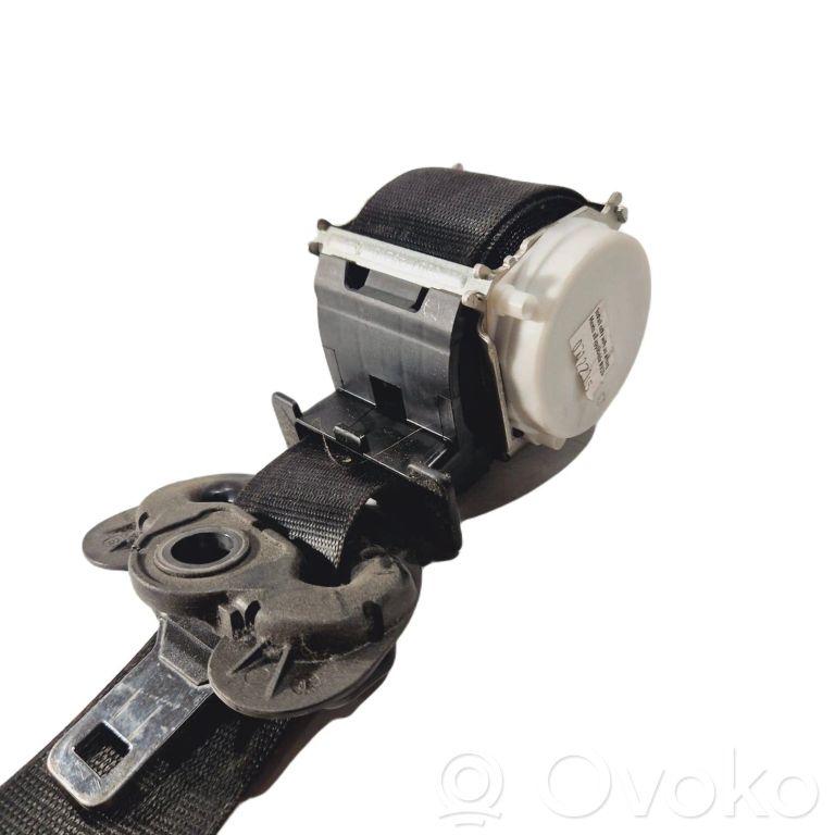 Передний ремень безопасности