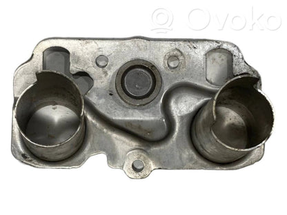 Cita veida dzinēja nodalījuma detaļa