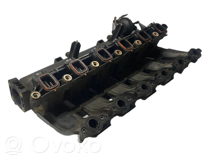 Впускной коллектор