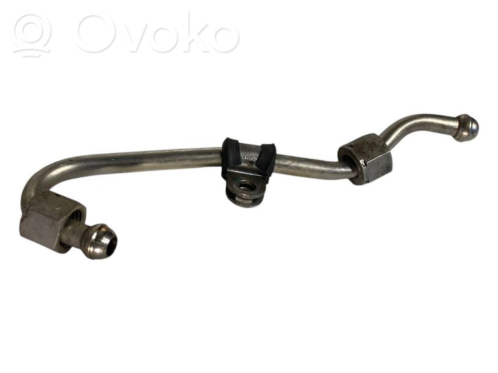 Caurule (-es) / šļūtene (-es)