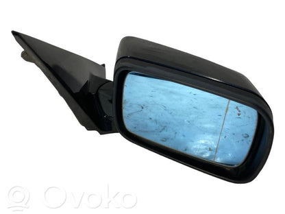 Mirror (electrically controlled)