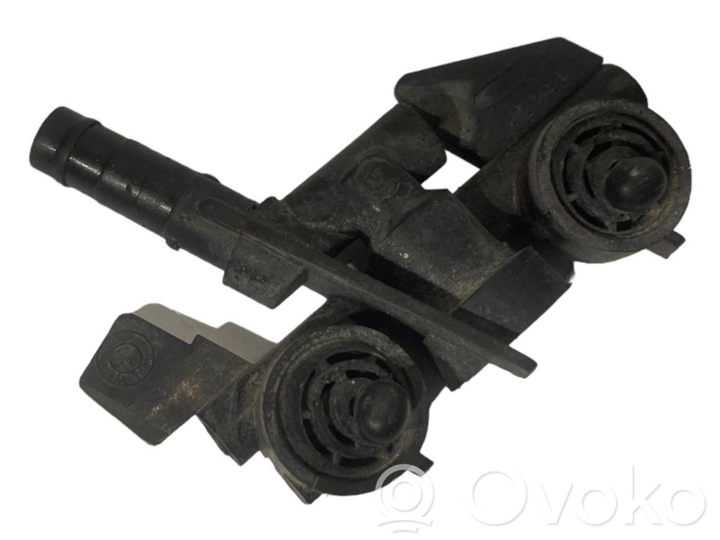 Lukturu mazgātāja sprausla (-as)