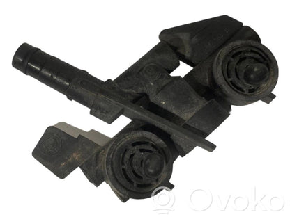 Lukturu mazgātāja sprausla (-as)