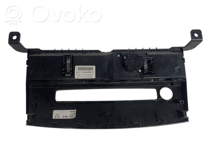 Gaisa kondicioniera / klimata kontroles / salona apsildes vadības bloks (salonā)