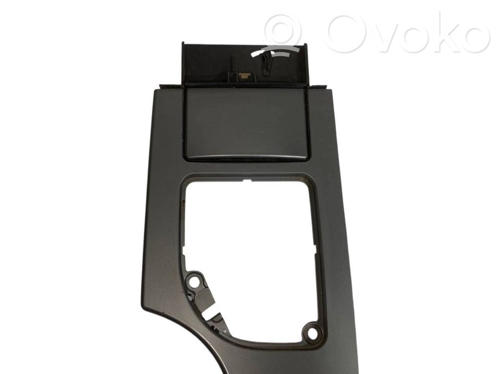 Отделка панели