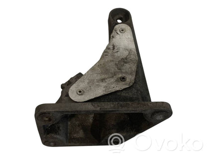 Dzinēja nostiprināšanas stiprinājums-kronšteins