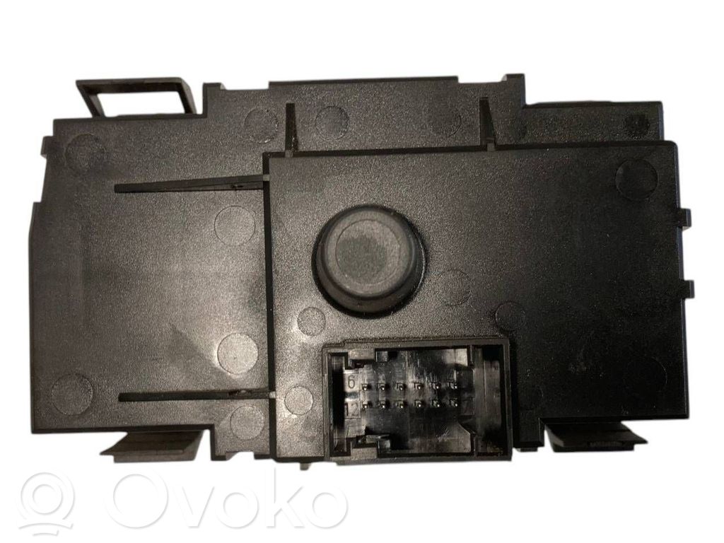 Headlight switch