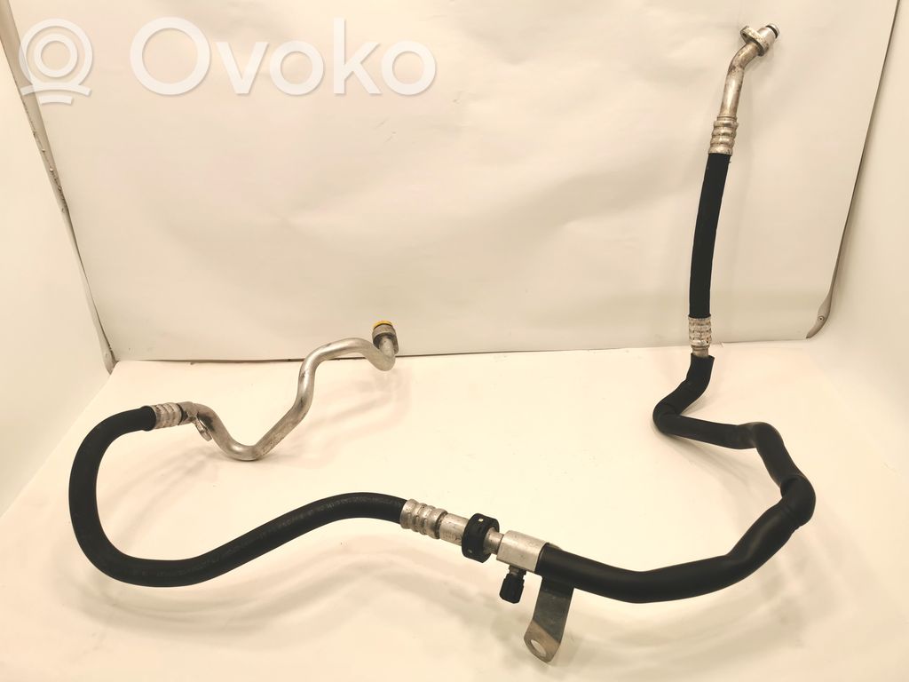 Gaisa kondicioniera caurulīte (-es) / šļūtene (-es)