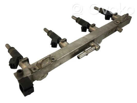 Fuel main pipe