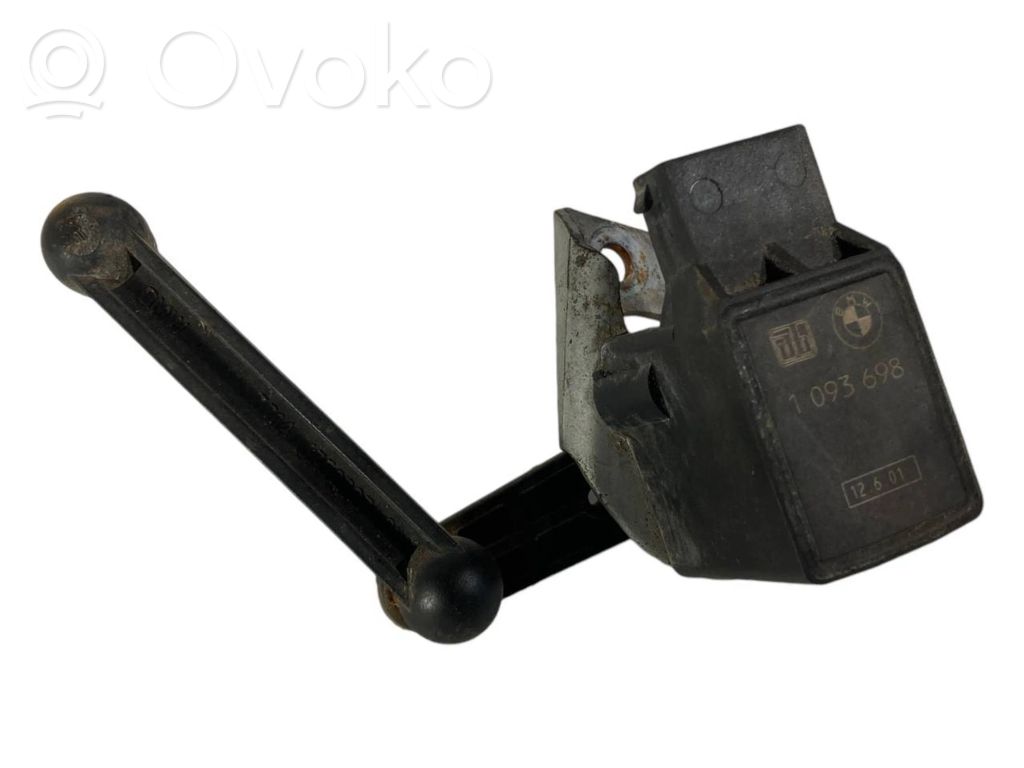 Augstuma sensors (priekšējo lukturu)