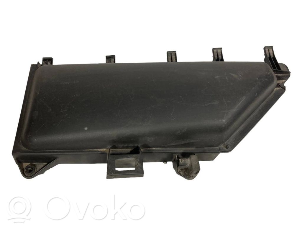 Крышка воздушного микрофильтра