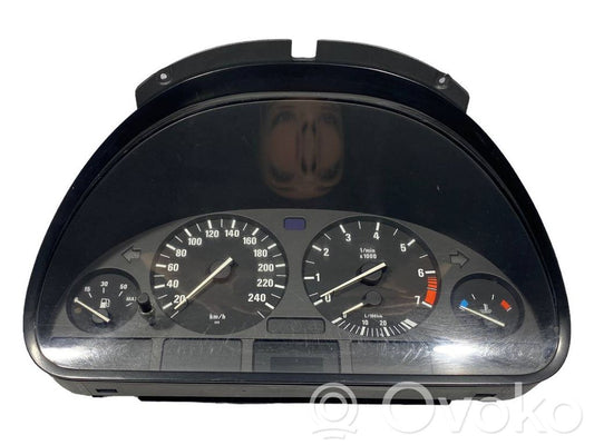 Spidometrs (instrumentu panelī)