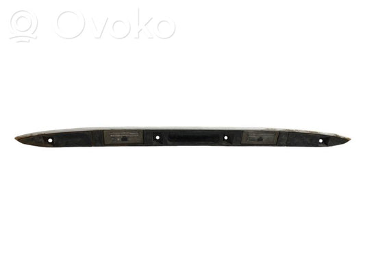 Bagāžnieka numura zīmes apgaismojuma līste