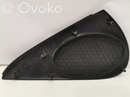 Декоративная накладка на передний динамик