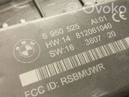 Kupejas aizmugures sānu apdares panelis