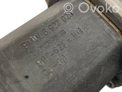 Priekšpusē elektriskā loga pacelšanas mehānisma komplekts