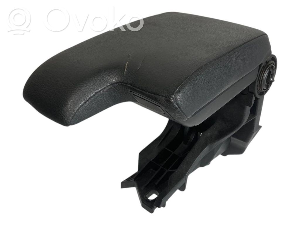 Подлокотник