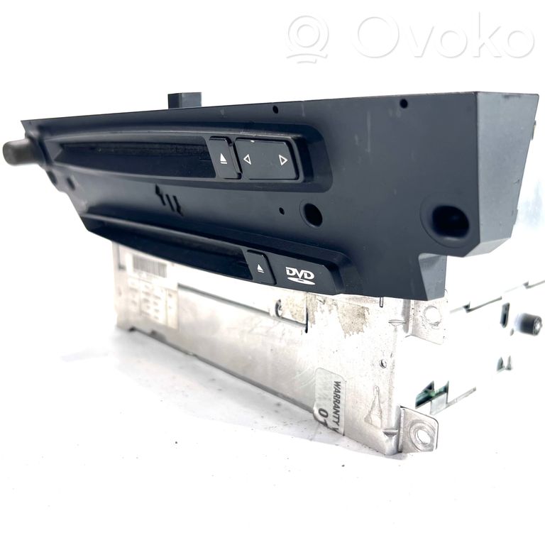 Radio / CD/DVD atskaņotājs / navigācija