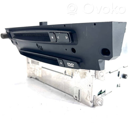 Radio / CD/DVD atskaņotājs / navigācija