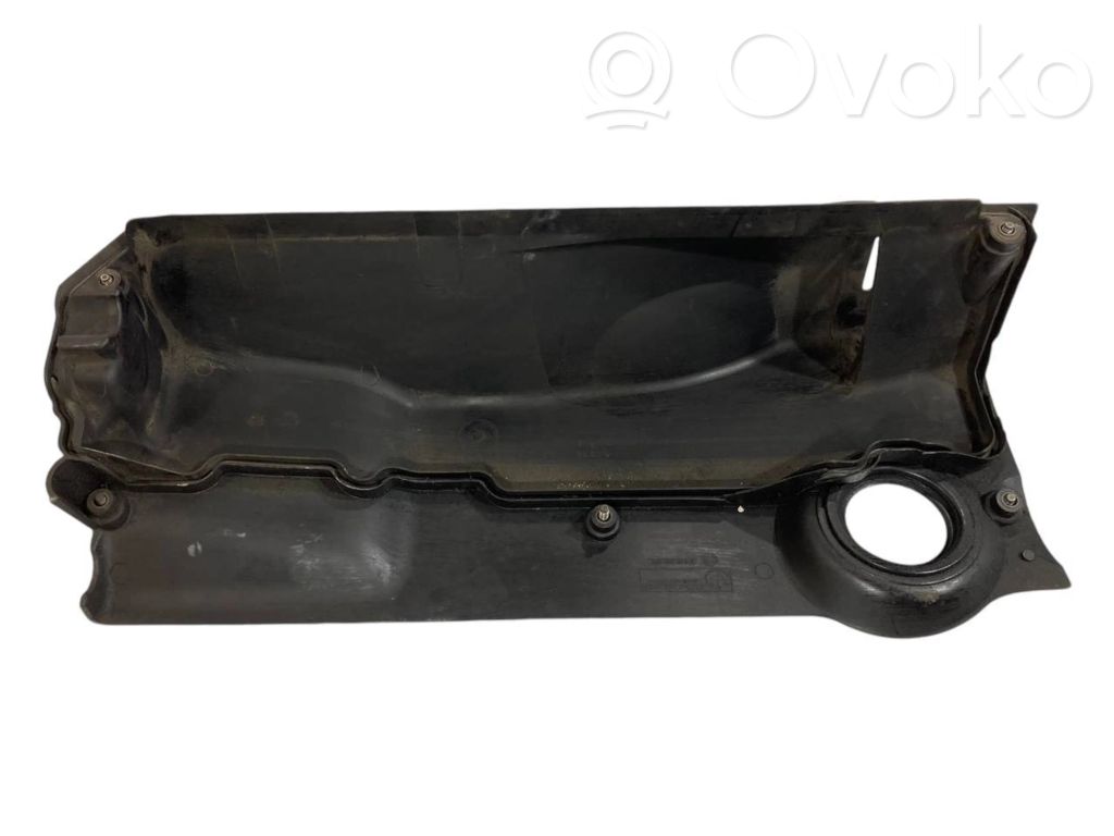 Engine cover (decorative trim)