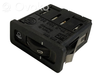Headlight leveling switch
