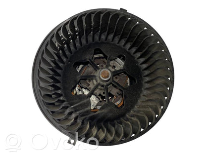 Small radiator fan