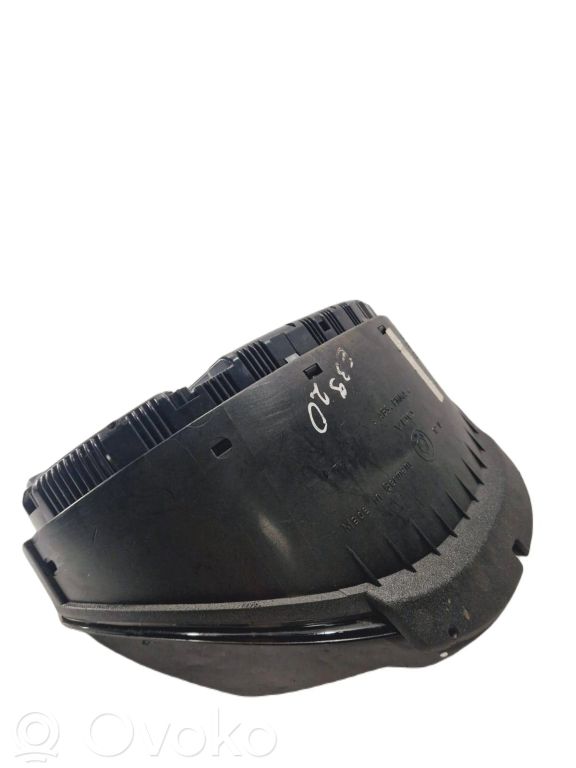 Spidometrs (instrumentu panelī)