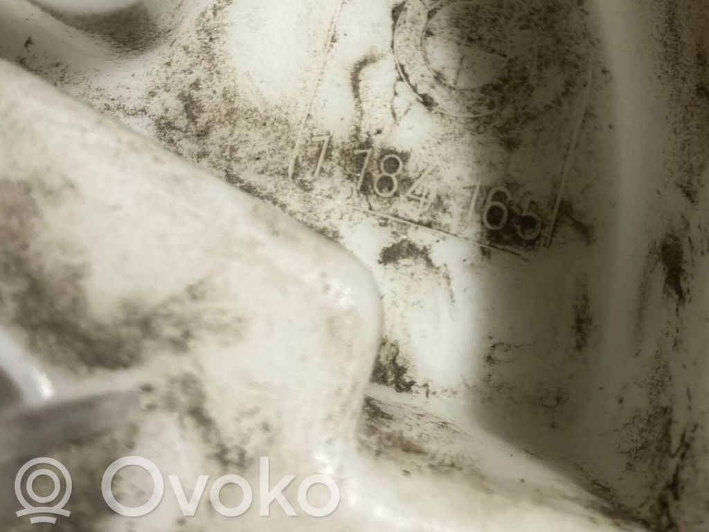 Топливный насос (в топливном баке)