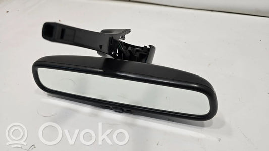 Atpakaļskata spogulis (salonā)