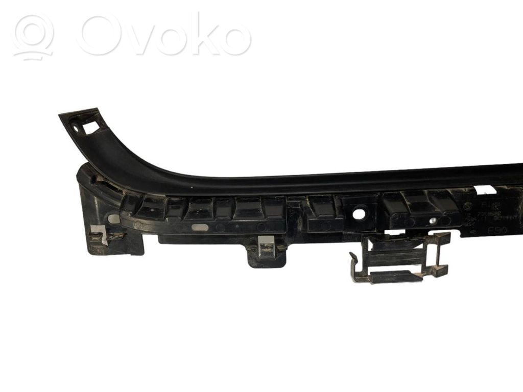 Aizmugurējā bufera montāžas kronšteins