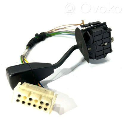 Pagrieziena signālu / lukturu sviria