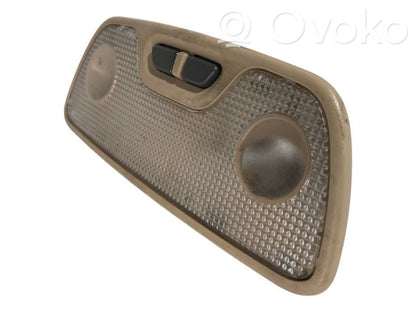 Aizmugurējo vietu apgaismojums