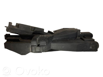 Radiatora (-u) turētājs / kronšteins