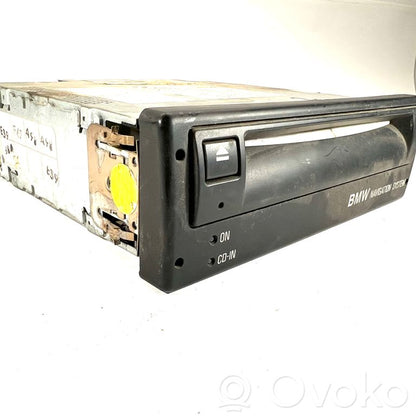 Navigation (GPS) system CD/DVD reader