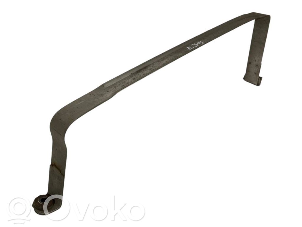 Degvielas tvertnesturētājs (-i)